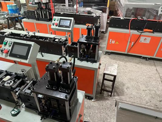 Maßgeschneiderte Omron-Kontrollluftfilterrahmenherstellende Maschine mit verstellbarem Luftdruck