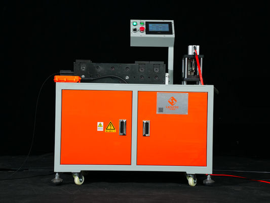 Anpassungsfähige Filtermediendicke Luftfilterherstellungsmaschine für die Produktion von Präzisionsfiltern